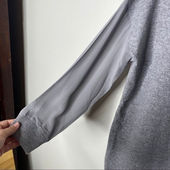 Magaschoni Grey Wool Silk Pullover V-Neck Sweater - Picture 6 of 10